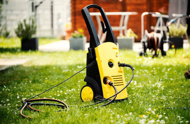Best Restaurant Pressure Washing  in Leesburg, FL
